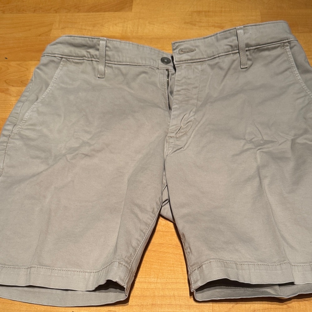 AG Adriano Goldschmied Men's Beige Flat Front Shorts